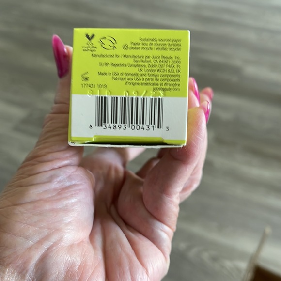 Juice Beauty SPF 30 Oil-Free Moisturizer NEW - Picture 9 of 12